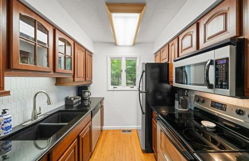 Pigeon Forge Chalet De Esquí | Forge Chalet- Cozy Stay with Bunks, Views and Hot Tub