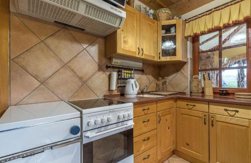Crnomelj Casa | Forge Of Happiness With Pool - Happy Rentals