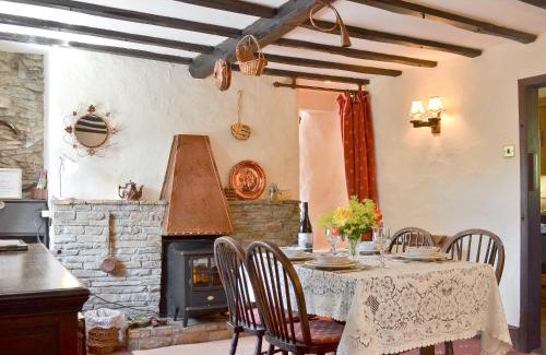 New Radnor Casa | Forget Me Not Cottage