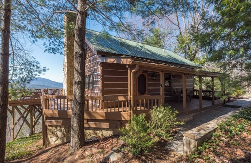 Frank Cabina | Forget Me Not | Cozy Log Cabin & Breathtaking Mountain Views!