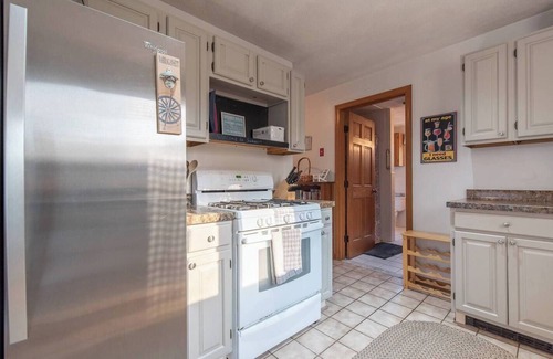Narragansett Casa | Forget your worries in this spacious and serene space
