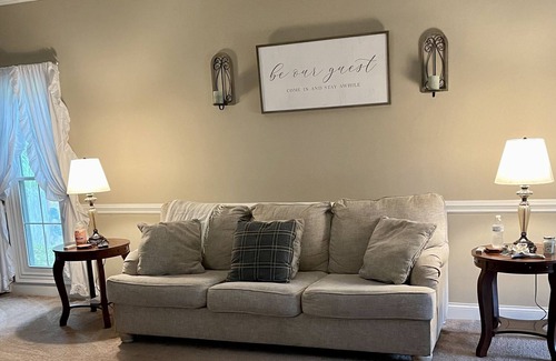 Orangeburg County Casa | Forget your worries in our serene River front 5 bedroom house.