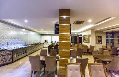 Osmangazi Apartamento | Formback Thermal Suit & Apart