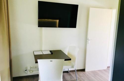 Equemauville Apartamento | FormiSTUDIO I