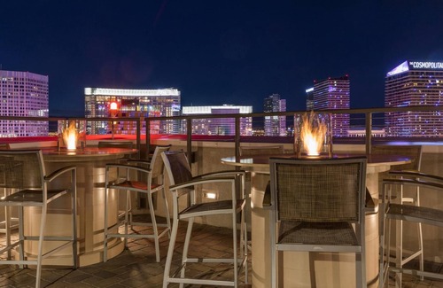 Las Vegas Villa | Formula 1 Las Vegas Grand Prix Staying at Marriott Grand Chateau on Harmon Ave