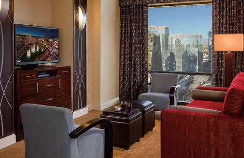 Las Vegas Villa | Formula 1 Las Vegas Grand Prix Staying at Marriott Grand Chateau on Harmon Ave