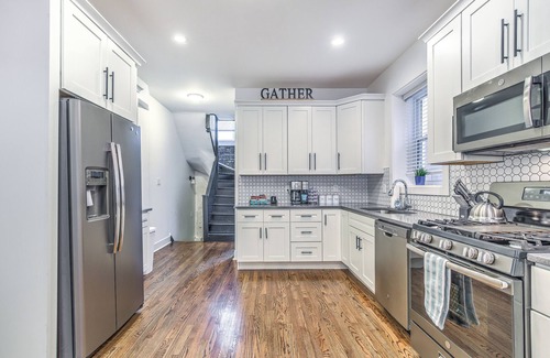 St. Louis Casa | Forrest Parks St Louis Charm is perfect for all your needs.