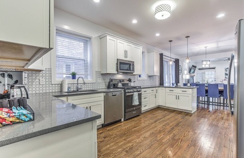 St. Louis Casa | Forrest Parks St Louis Charm is perfect for all your needs.