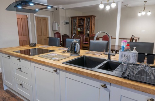 Kendal Apartamento | Forrest's Townhouse: dos apartamentos contiguos con pasillo privado compartido
