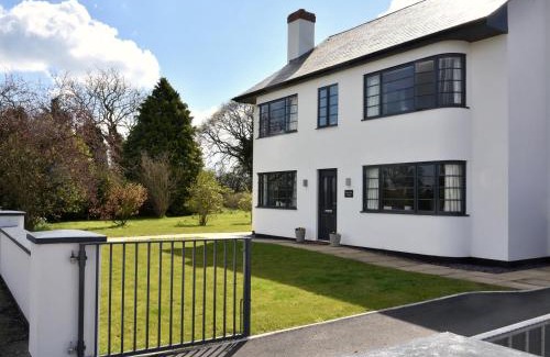 Loppington Casa | Forrester House