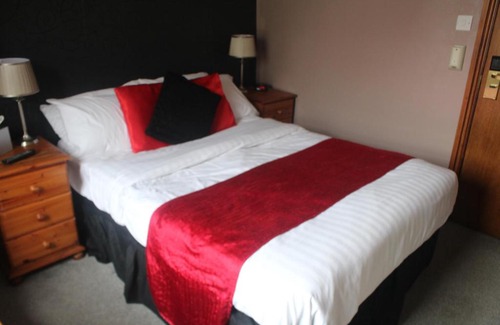 Barnard Castle Hotel | Forresters Bar & French Restaurant with Rooms