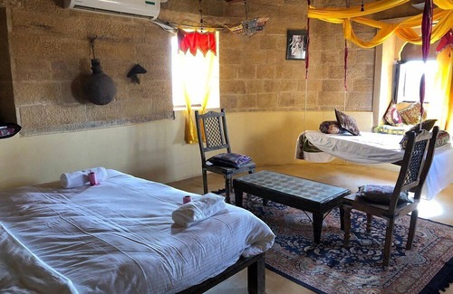 Amar Sagar Pol Hotel | Fort House Jaisalmer