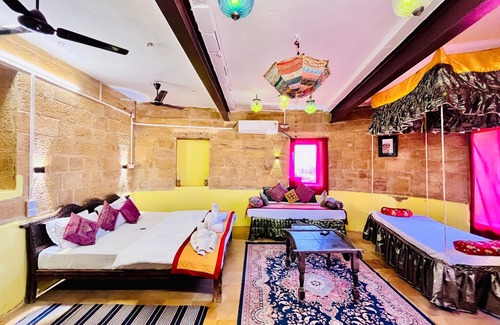 Amar Sagar Pol Hotel | Fort House Jaisalmer