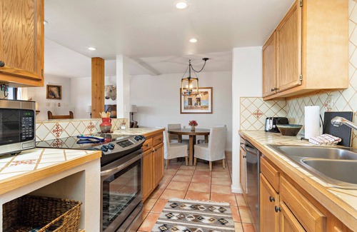 Northeast Santa Fe Apartamento | Fort Marcy Hotel Suites by All Seasons Resort Lodging