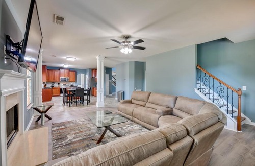 Fort Mitchell Casa | Fort Mitchell Vacation Rental with Home Office!