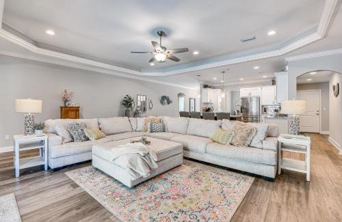 Ocean City Casa | Fort Walton Beach House Lanai with Saltwater Pool!