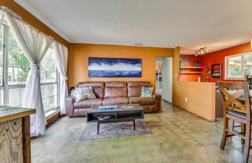 Fort Walton Beach Casa | Fort Walton Beach Home about 2 Mi to Okaloosa Island!
