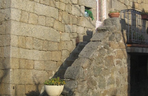 Guarguale Casa | Casa Fuerte (vuelta del siglo 16), en el corazón de un pueblo en el sur de Córcega