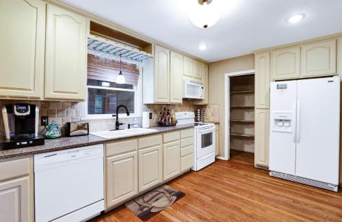 Shearer Hills - Ridgeview Casa | Fortuitous - A Birdy Vacation Rental