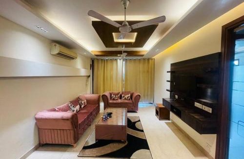Saket Apartamento | Fortune Home Service Apartment 4Bhk D-163 Saket