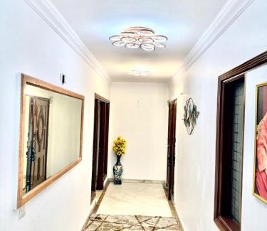 Saket Apartamento | Fortune Home Service Apartment, Studio E-30