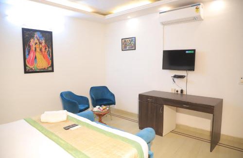 Saket Apartamento | Fortune Home Service Apartment 3Bhk , D-198 Saket