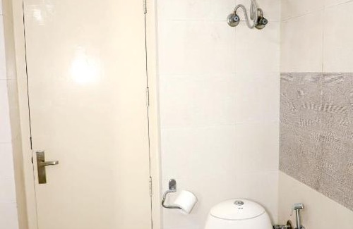 Saket Apartamento | Fortune Home Service Apartment 3Bhk,E-28 Saket 1B