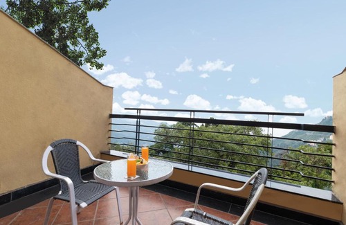 The Mall Road Complejo | Fortune Resort Grace, Mussoorie - Member ITC Hotels' Group