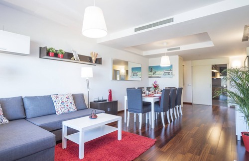 Sant Adria de Besos Apartamento | Torre Forum. Next to the beach. New!