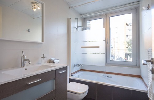 Sant Adria de Besos Apartamento | Torre Forum. Next to the beach. New!