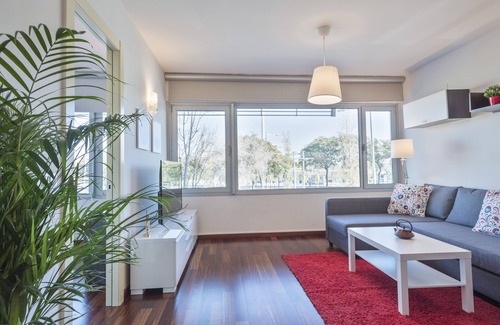 Sant Adria de Besos Apartamento | Torre Forum. Next to the beach. New!
