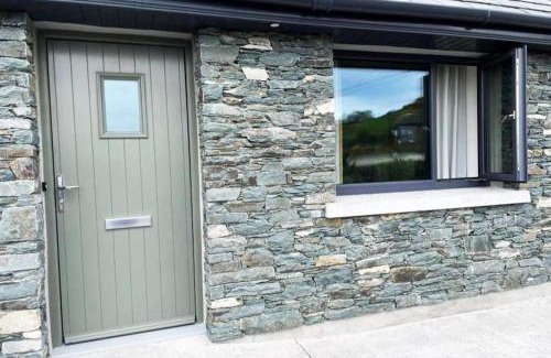 Aghadoe Casa | Fossa Retreat - Modern 3 bed house Killarney