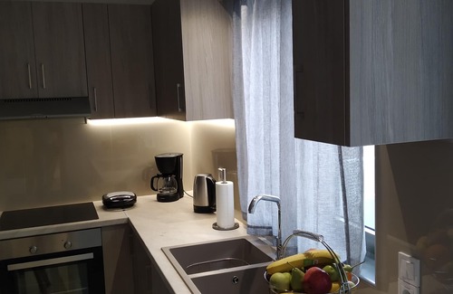 Kardamena Apartamento | Fotaki's Home - Comfortable Newbuilt 2 Bedroom Home, 20 Meters From the sea