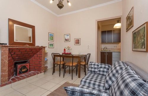 Agios Stefanos Apartamento | Foteini Apartment - Dos Habitaciones Piso, Capacidad 3