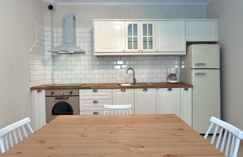 Paralia Dionysiou Apartamento | Fotinia Beach House Ground Floor by RentalsPro