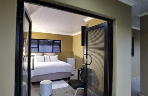 Kidd's Beach Casa | Fountain Beach House-Ikhaya
