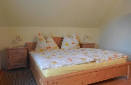 Edlbach Otro | Habitación Cuádruple con ducha, aseo - Gasthof-Pension Moosgierler