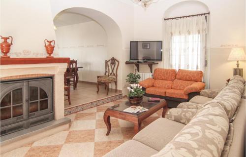 Villaviciosa de Córdoba Casa | Four-Bedroom Holiday Home In Villaviciosa De Cordob