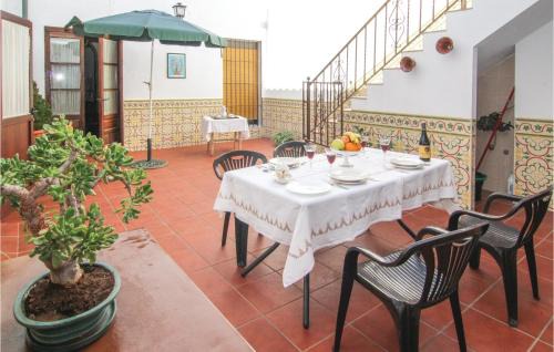 Villaviciosa de Córdoba Casa | Four-Bedroom Holiday Home In Villaviciosa De Cordob