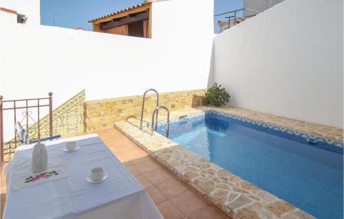 Villaviciosa de Córdoba Casa | Four-Bedroom Holiday Home In Villaviciosa De Cordob