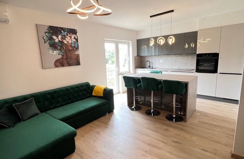 Sreser Apartamento | Apartamento de cuatro habitaciones con una terraza Sreser, Peljesac (A-4557-a)