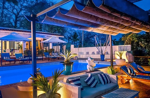 Contadora Island Villa | Four Bedroom Beachfront Villa with Direct Beach Access