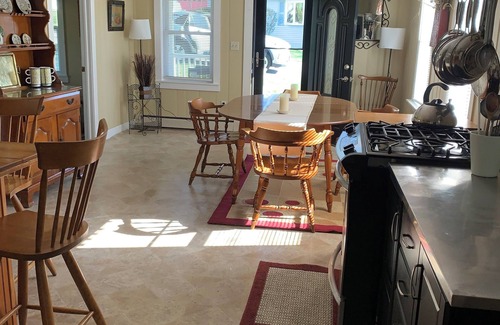 Auburn Casa | Four bedroom home in the beautiful Finger Lakes region includes lake access!