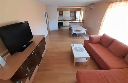 Unesic Casa | Four Bedroom Villa Anita with Terrace