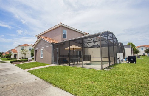 Bellavida Casa | Four Bedroom w/ Screened Pool Close to Disney 4563