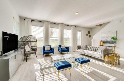 Davenport Casa | Four Corners Townhome with Pool Access Near Disney!