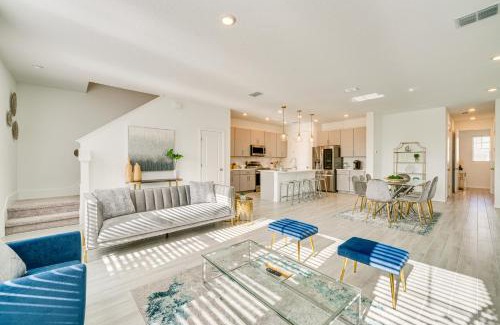 Davenport Casa | Four Corners Townhome with Pool Access Near Disney!