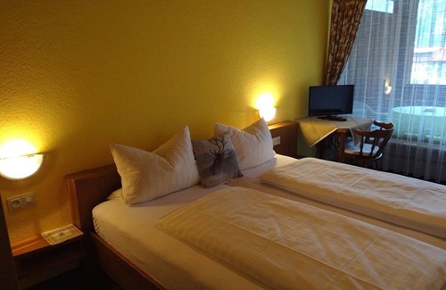 Hinterstein Cabaña | Four-bed room - Pension Waidmannsheil