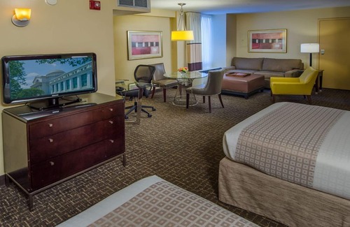 Dupont Circle Hotel | Four Deluxe Units in the Heart of DC! w/ Private Parking, Pets are Welcome