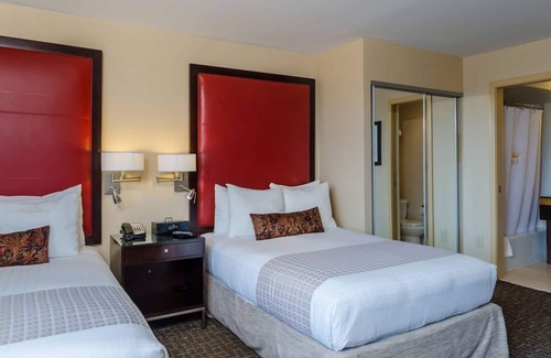Dupont Circle Hotel | Four Deluxe Units in the Heart of DC! w/ Private Parking, Pets are Welcome